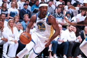 开云-巴特勒连续三场比赛得分超过领先优势明显，掘金不断突破！观众掌声雷动的简单介绍