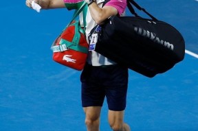 开云中国-关于海港在比赛中受伤退赛，费德勒主帅表示担忧的信息