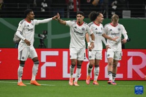 开云在线平台-关于德国杯赛程吃紧；多特蒙德今晨更衣室发声；底气十足；临场指挥获称赞的信息